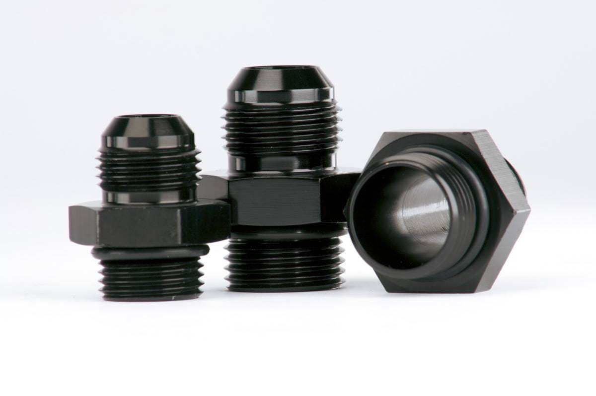 Aeromotive A2000 Pump Fitting Kit (includes (2) -10 AN fittings (1) -8 AN fitting and O-rings) - 15206