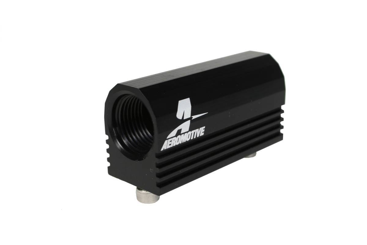 Aeromotive 1996-2004 Ford 4.6L Fuel Rail Pressure Sensor Adapter (-08 AN inlet / outlet) - 15112