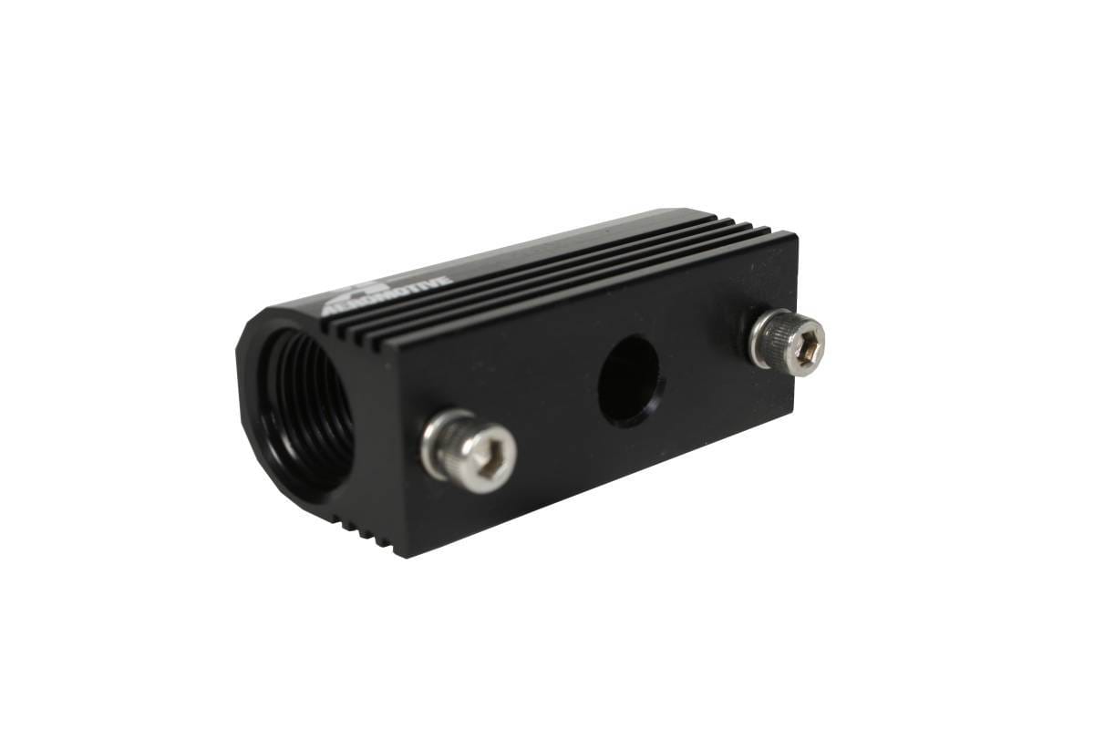 Aeromotive 1996-2004 Ford 4.6L Fuel Rail Pressure Sensor Adapter (-08 AN inlet / outlet) - 15112 thumbnail 3