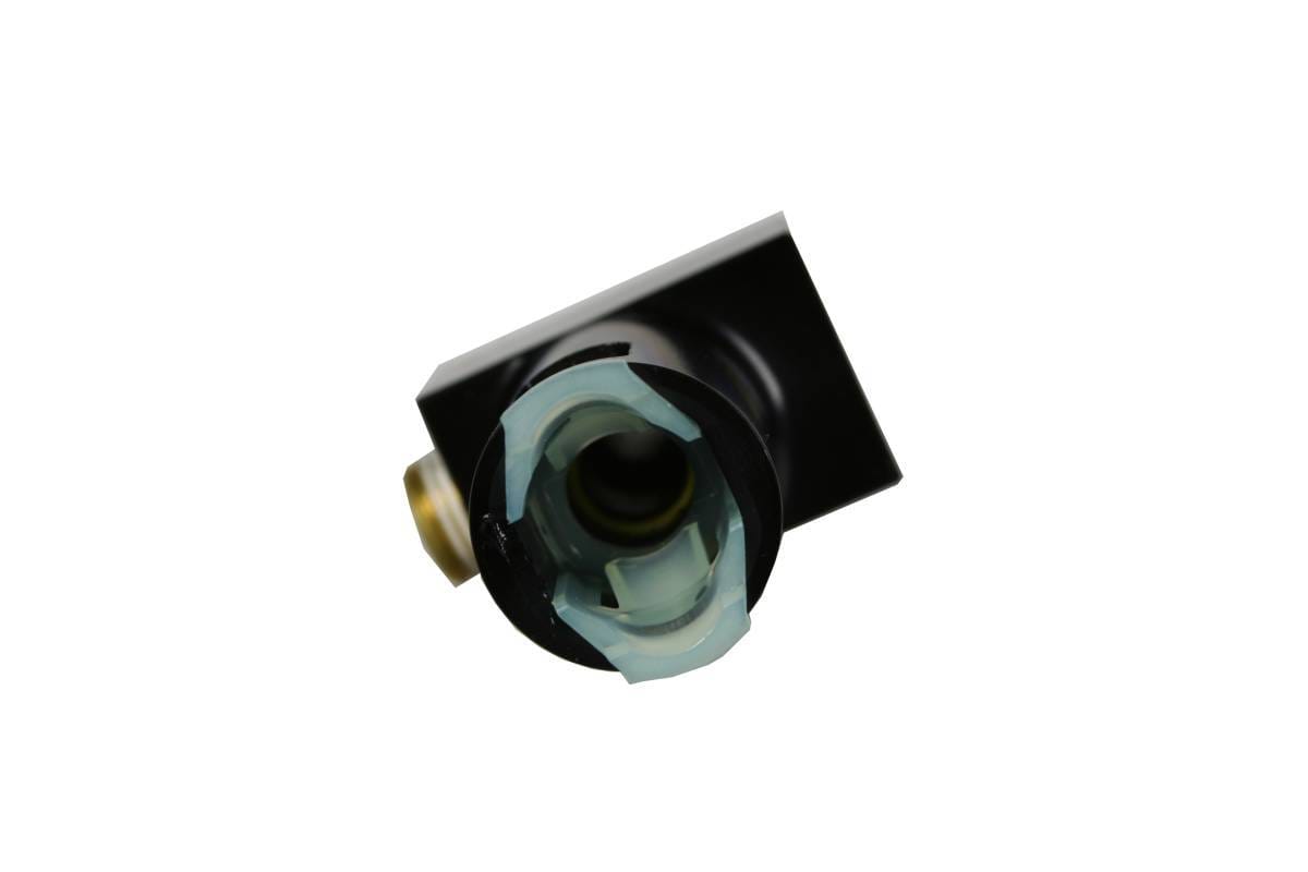 Aeromotive 5/16?? Quick Connect with AN-06 port and 1/8?? gauge port - 15120 thumbnail 3