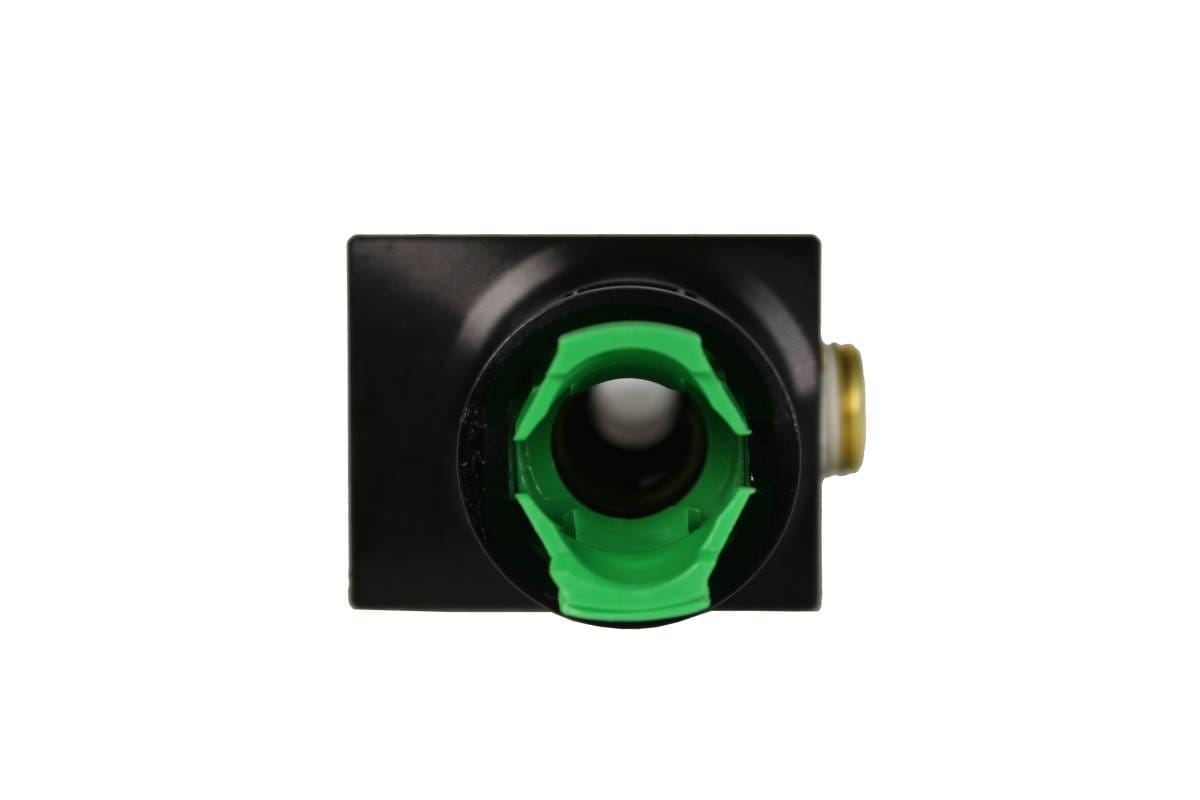 Aeromotive 3/8?? Quick Connect with AN-08 port and 1/8?? gauge port - 15121 thumbnail 3