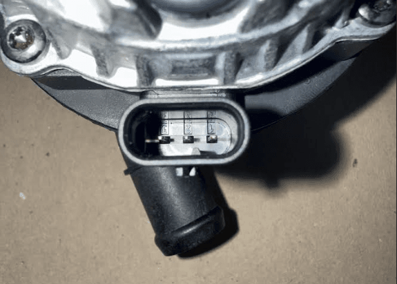 Whipple Universal High Flow Intercooler Pump thumbnail 6