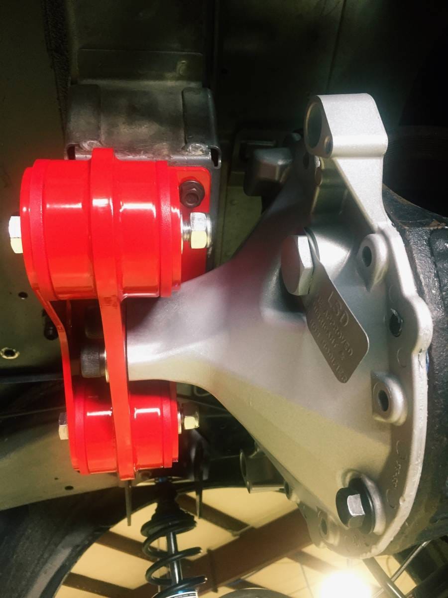 Pontiac GTO 2004-2006 GForce Performance Heavy Duty Dual Bushing Diff Mount thumbnail 2