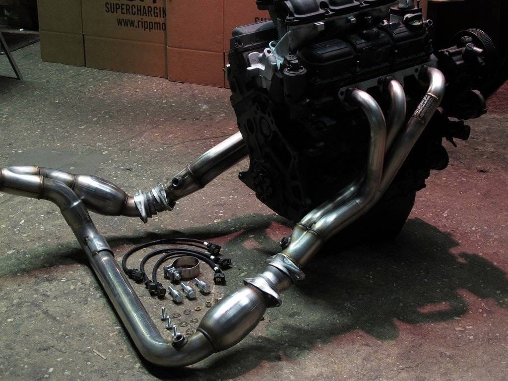 Jeep JK Wrangler 3.8L 2007-2011 Performance Long Tube Headers with Cats - Hushpower Resonator  thumbnail 2